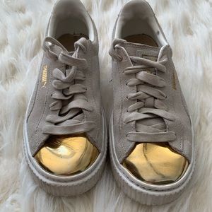 FENTY X PUMA sneakers! Light beige w/ gold on top
